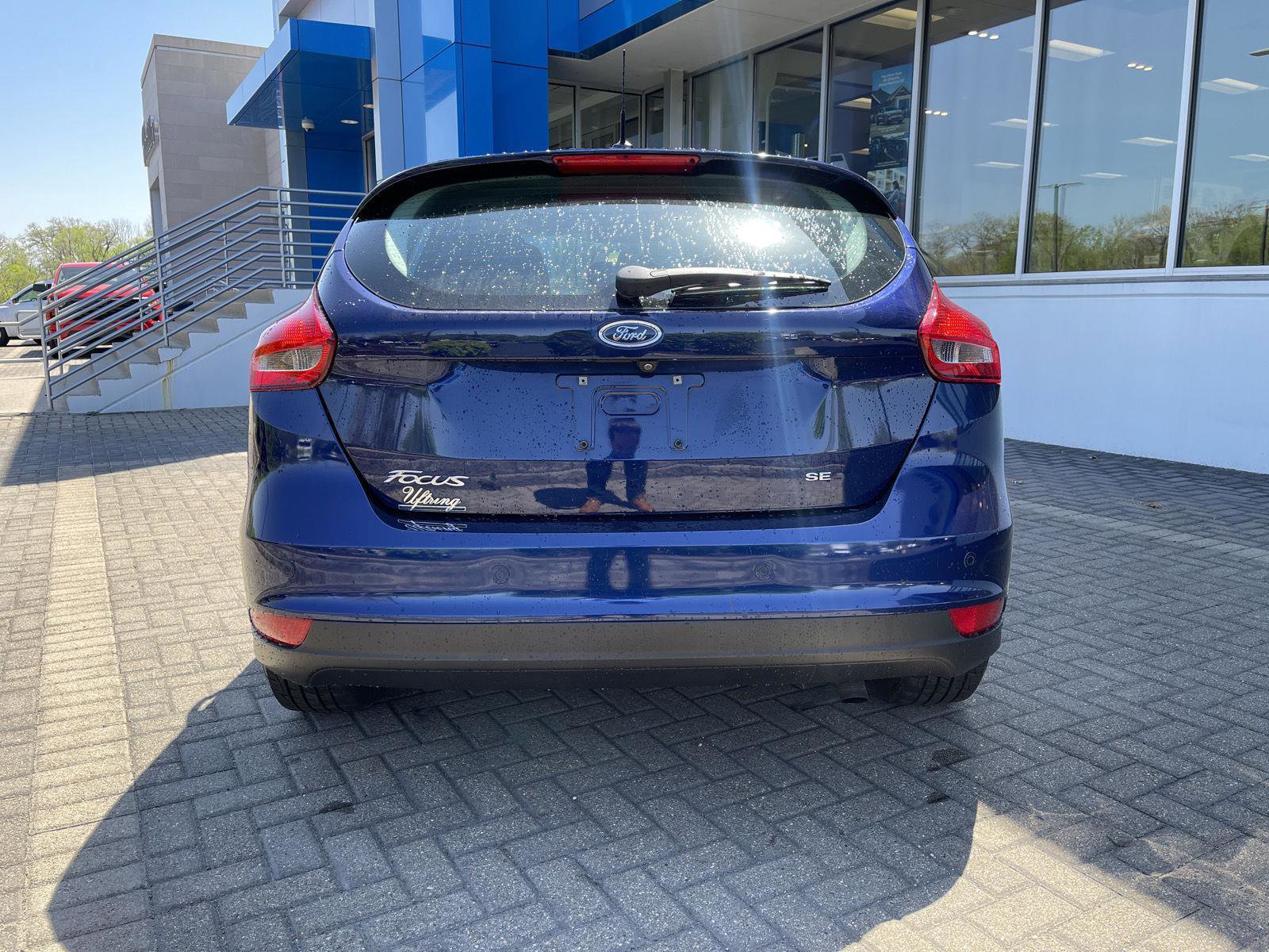 Used 2017 Ford Focus SEL image 4