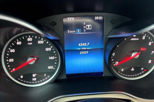 Used 2022 Mercedes-Benz GLC 300 4MATIC image 24