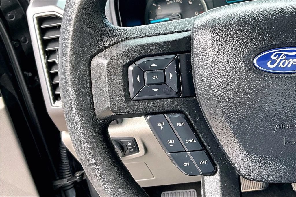 Used 2018 Ford F150 XLT AWD/4WD image 11