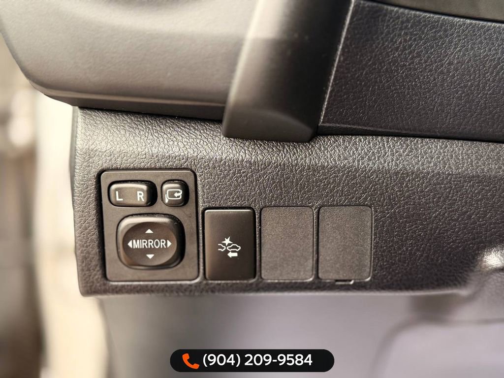 Used 2018 Toyota Corolla iM w/ Carpet Mat Package (TMS) image 16