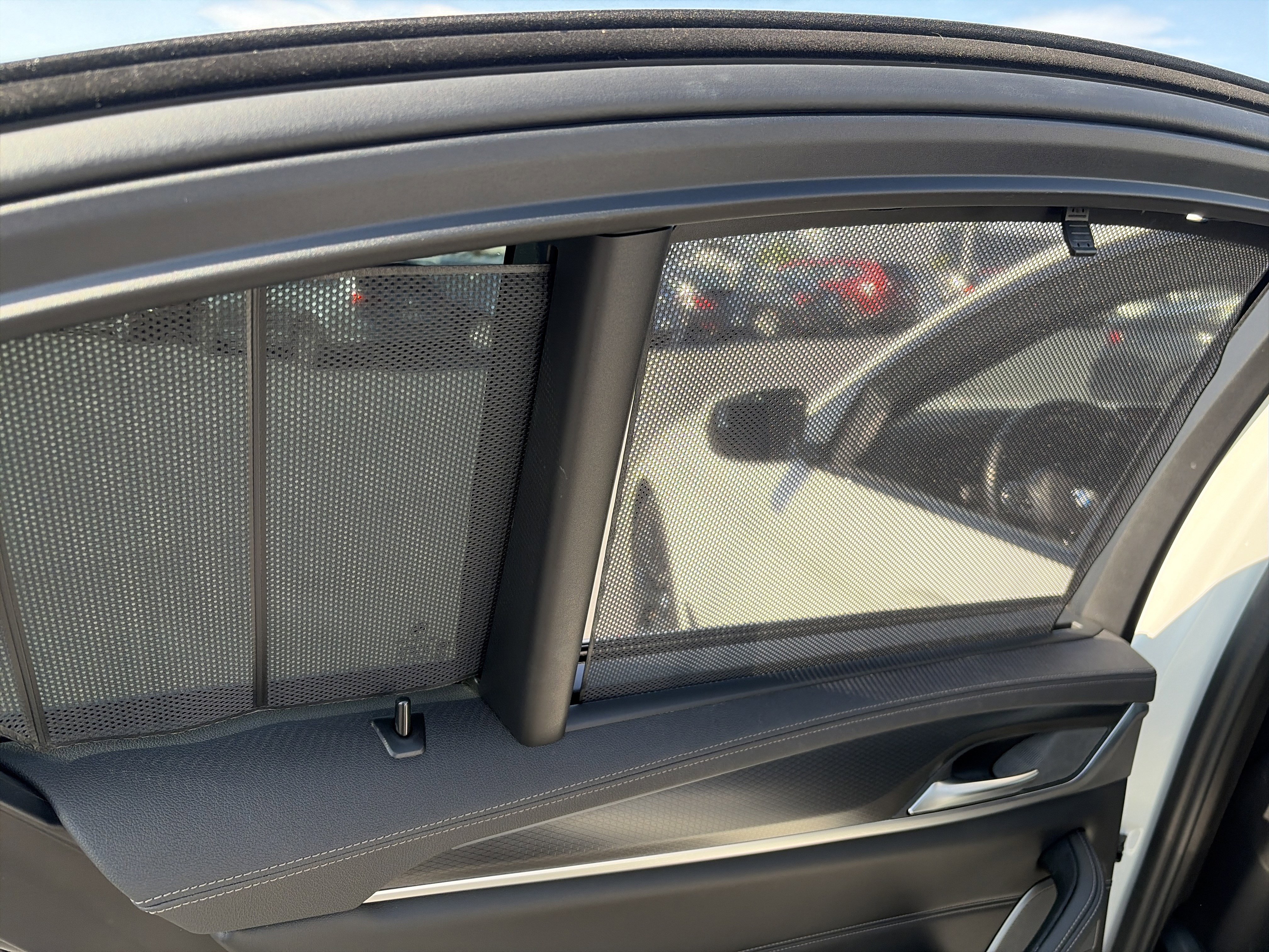 Used 2023 BMW M550i xDrive w/ Executive Package AWD/4WD image 32