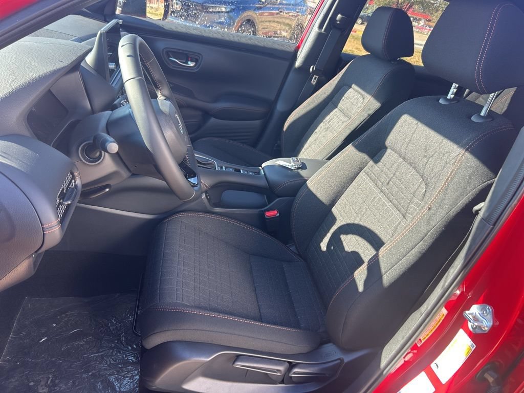 New 2026 Honda HR-V Sport image 9