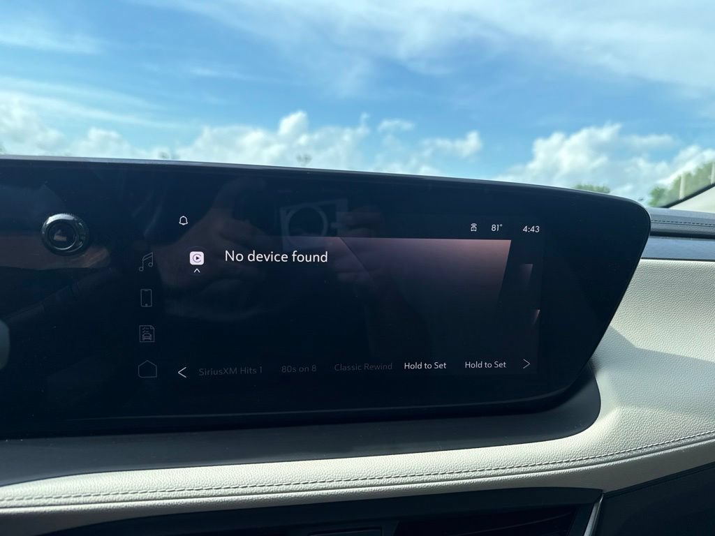 Used 2024 Buick Encore GX Avenir AWD/4WD image 22