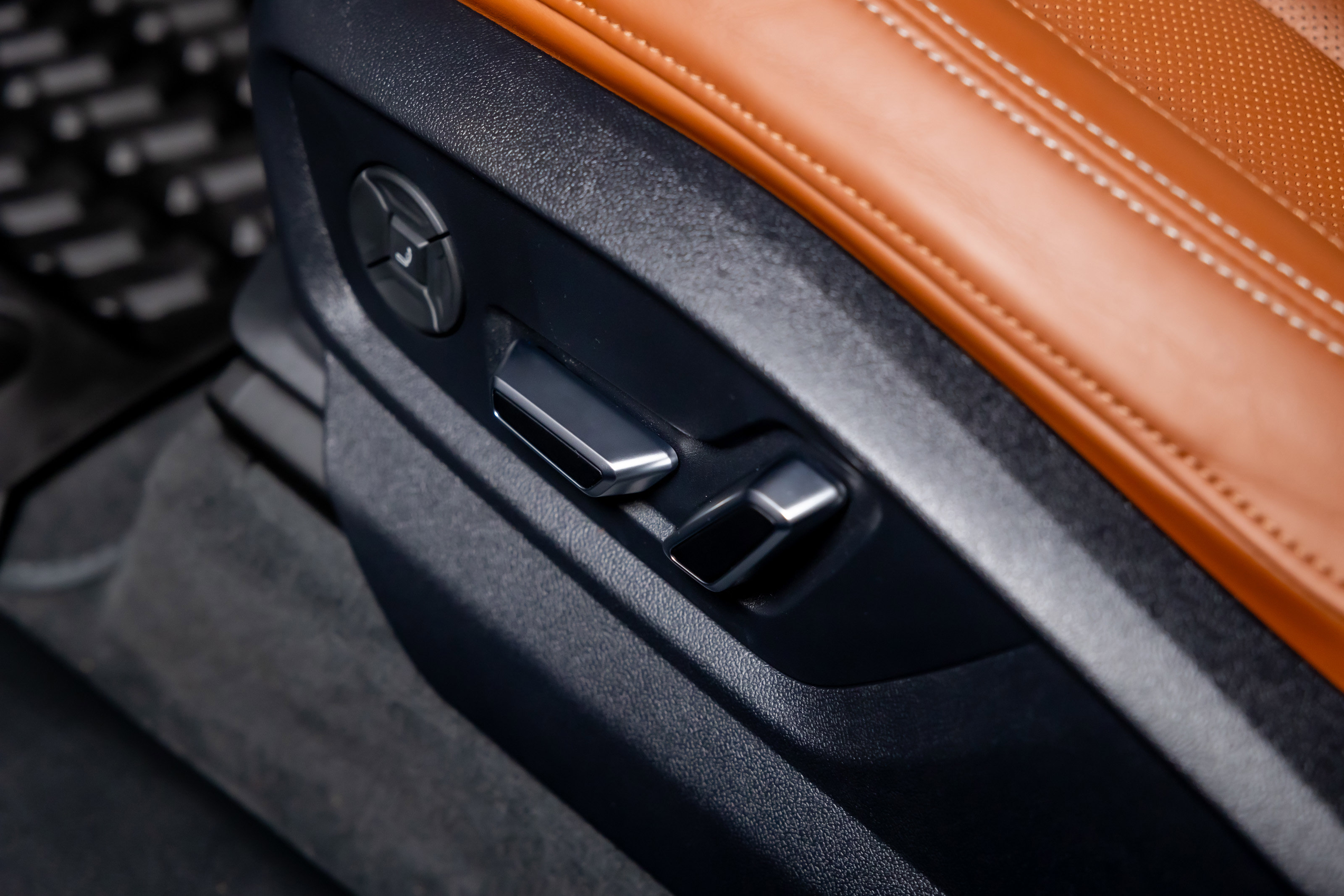 Used 2025 Audi Q8 Prestige image 15