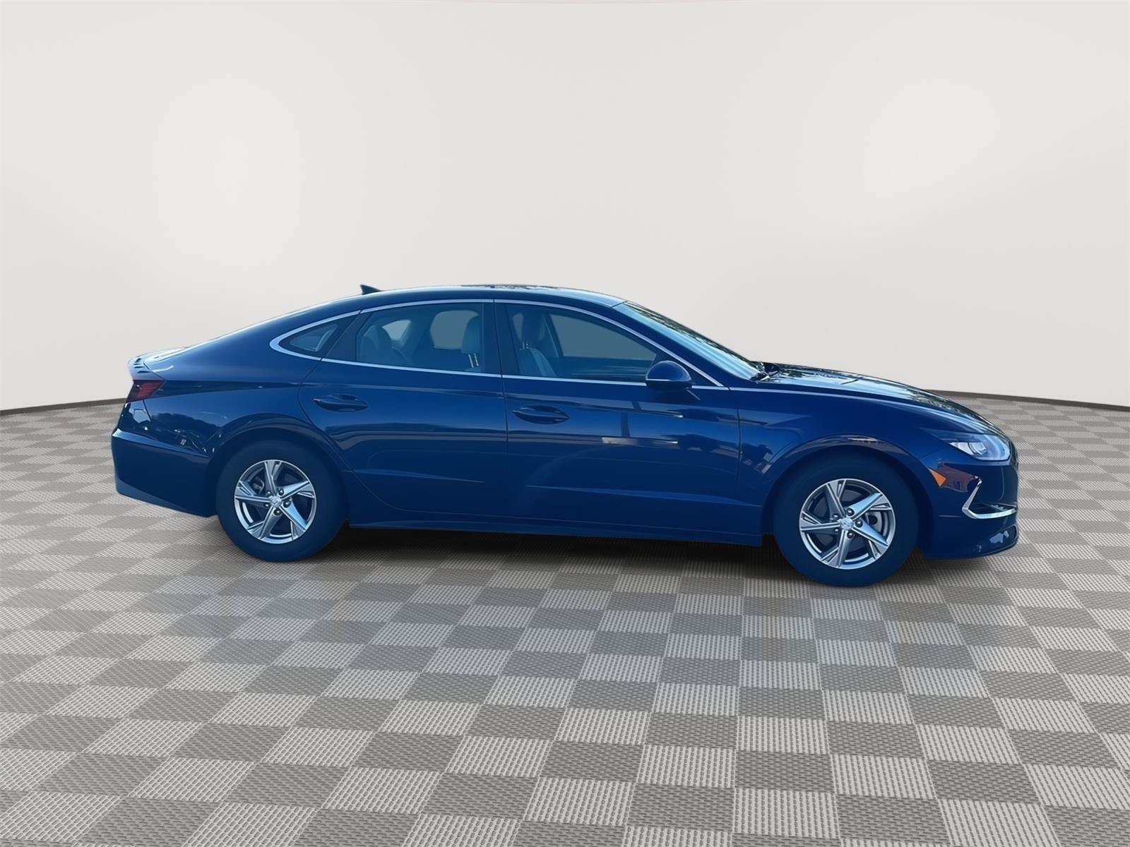 Used 2022 Hyundai Sonata SE FWD image 4