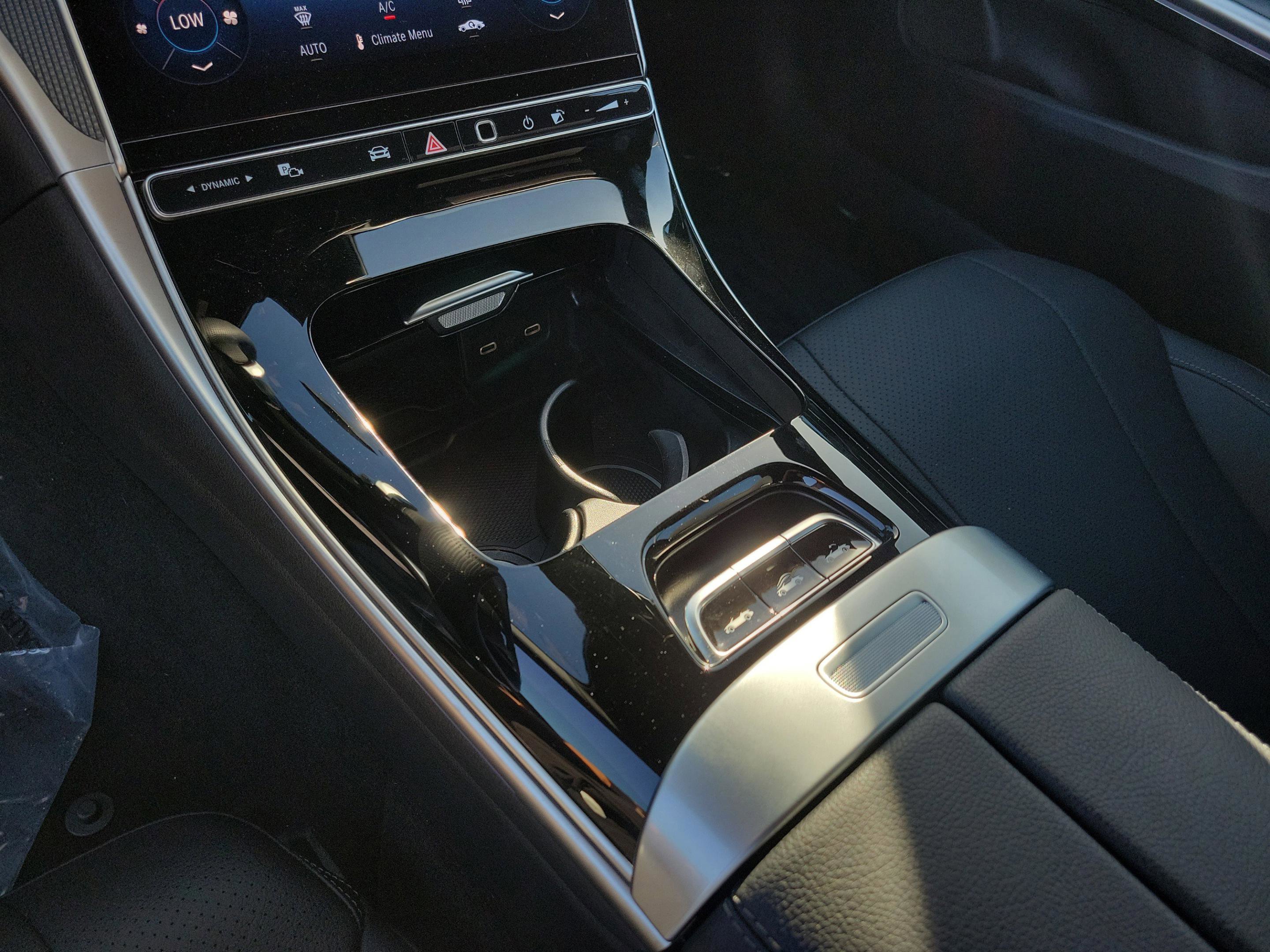 Certified 2025 Mercedes-Benz CLE 450 4MATIC Cabriolet image 26