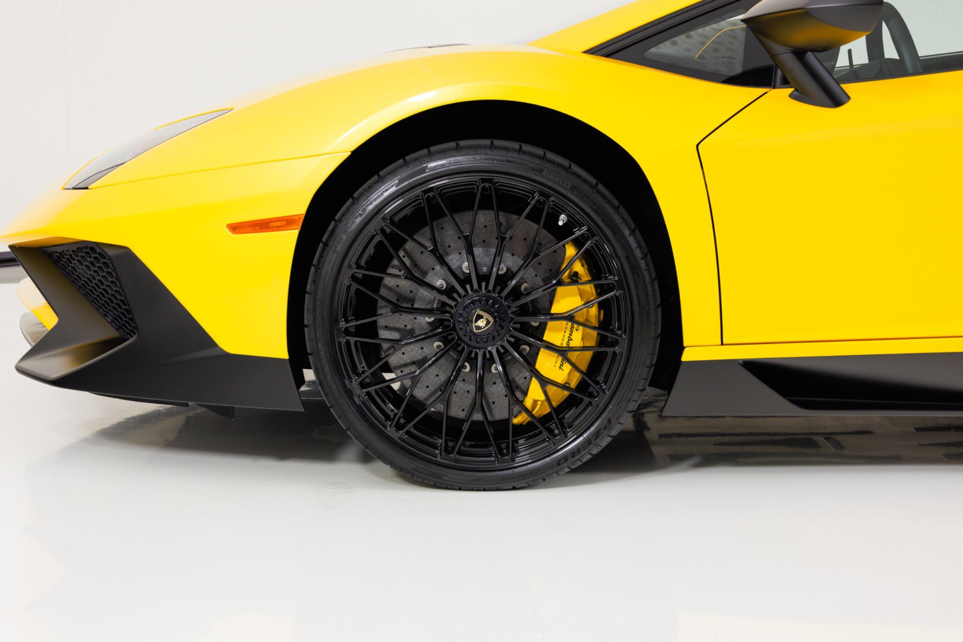 Used 2016 Lamborghini Aventador LP 750-4 Superveloce AWD/4WD image 12