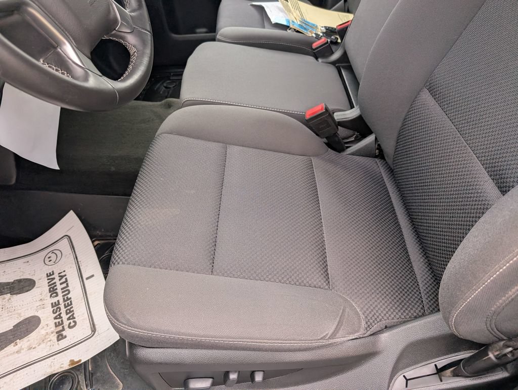Used 2018 Chevrolet Silverado 1500 LT w/ All Star Edition AWD/4WD image 22