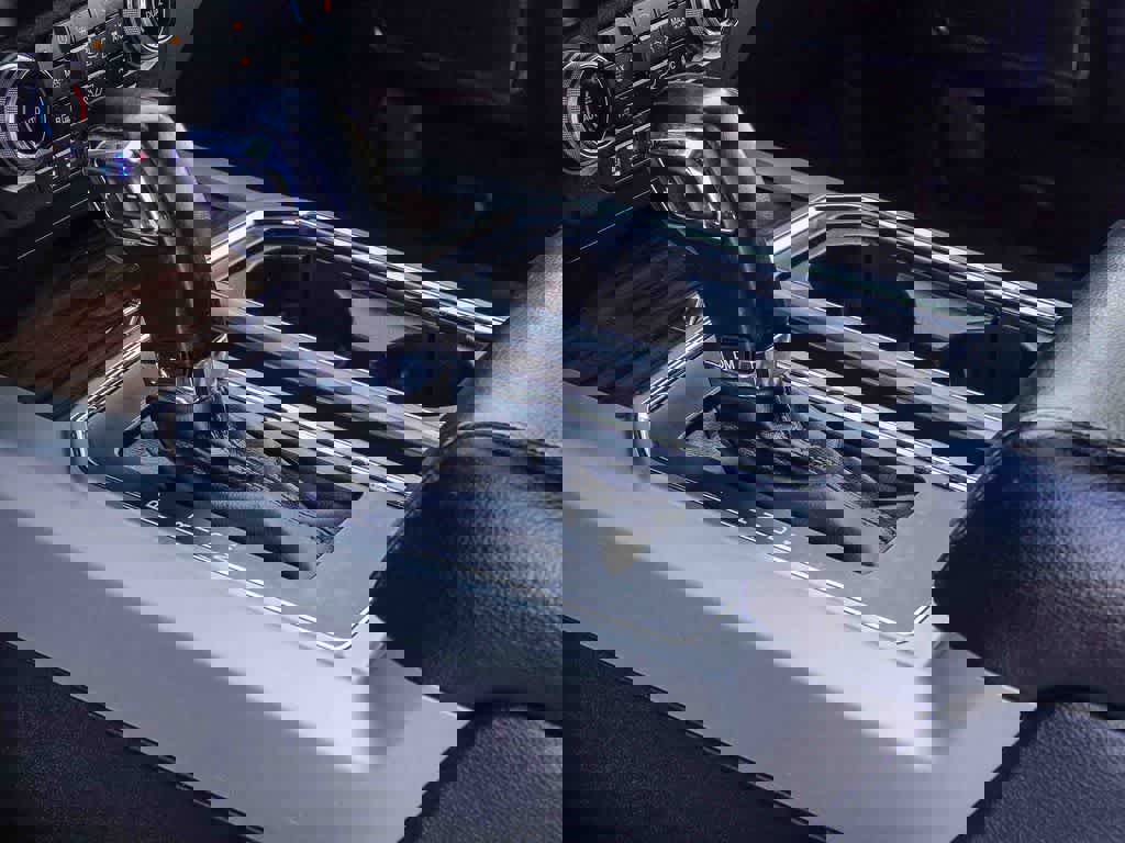 Used 2020 Ford F150 Lariat w/ Equipment Group 502A Luxury image 17