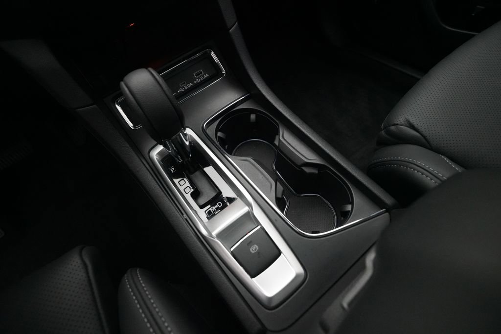 Certified 2025 Subaru Ascent Limited image 17