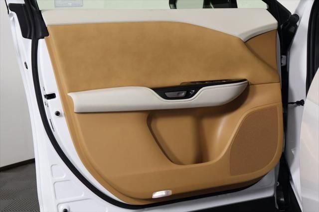 New 2026 Lexus RZ 450e image 7