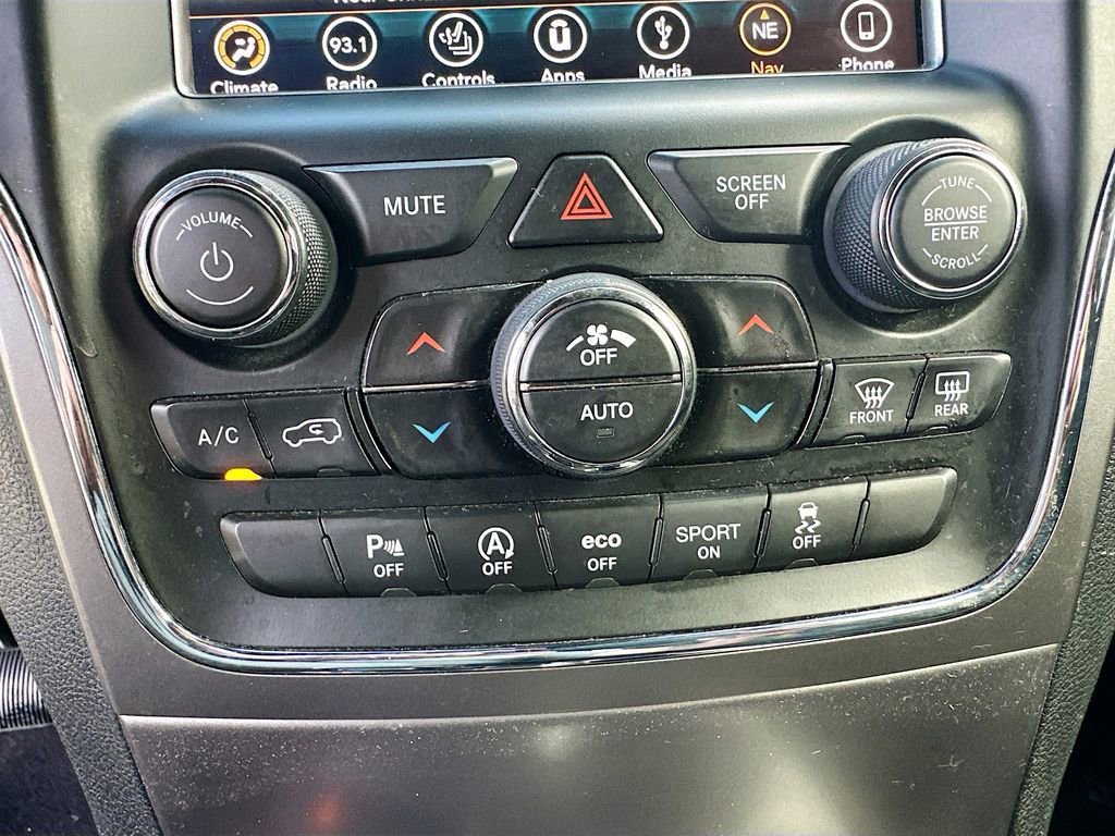 Used 2018 Jeep Grand Cherokee Laredo image 18