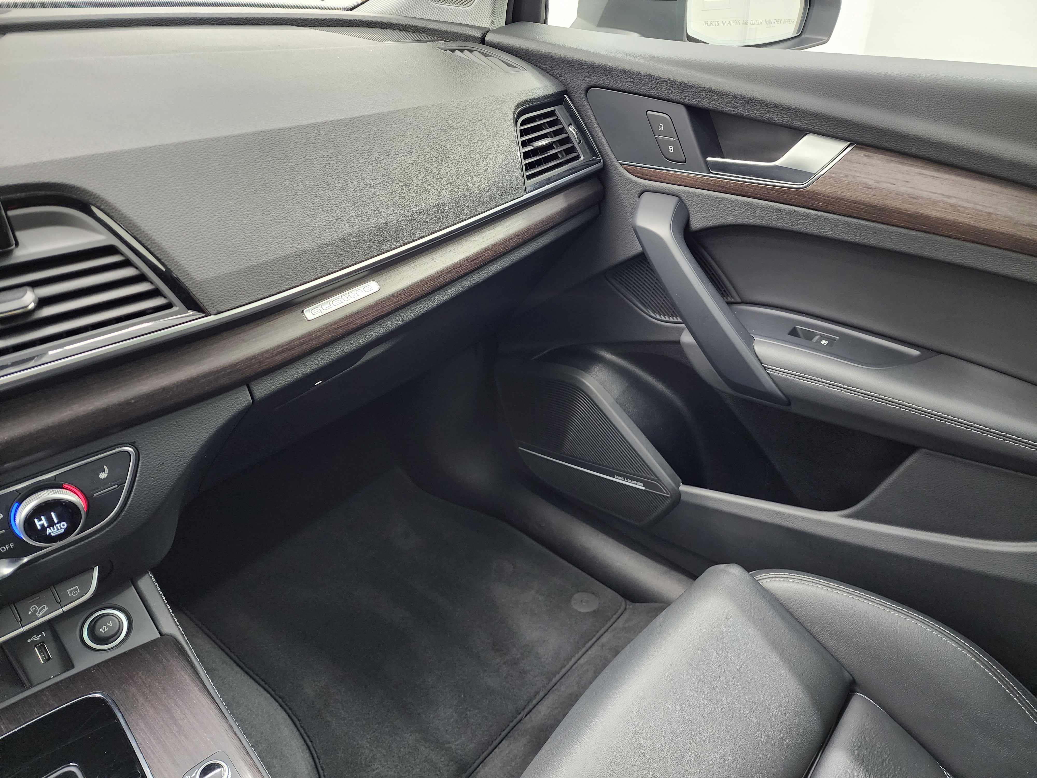 Used 2024 Audi Q5 2.0T Premium Plus image 12