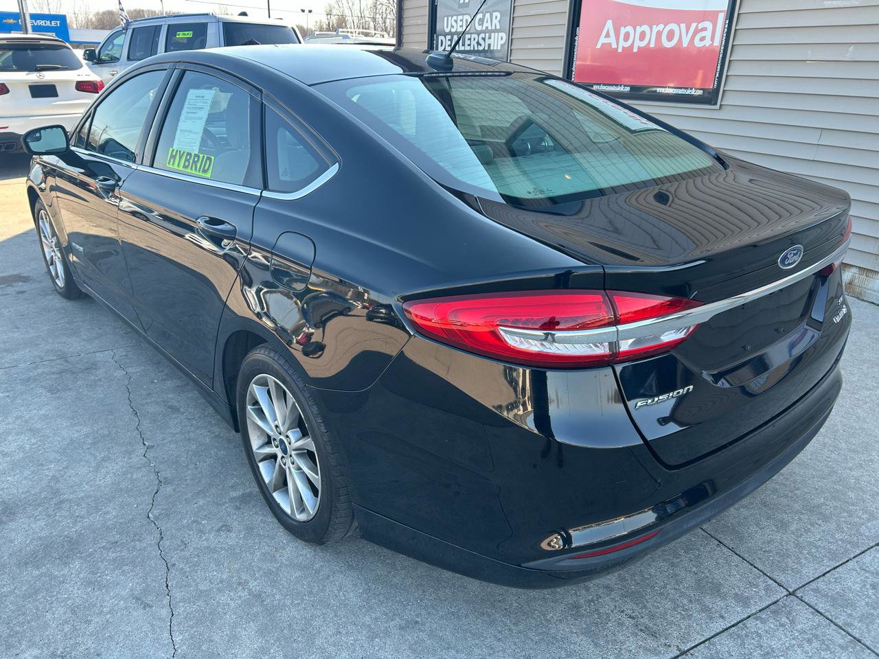 Used 2017 Ford Fusion SE image 7