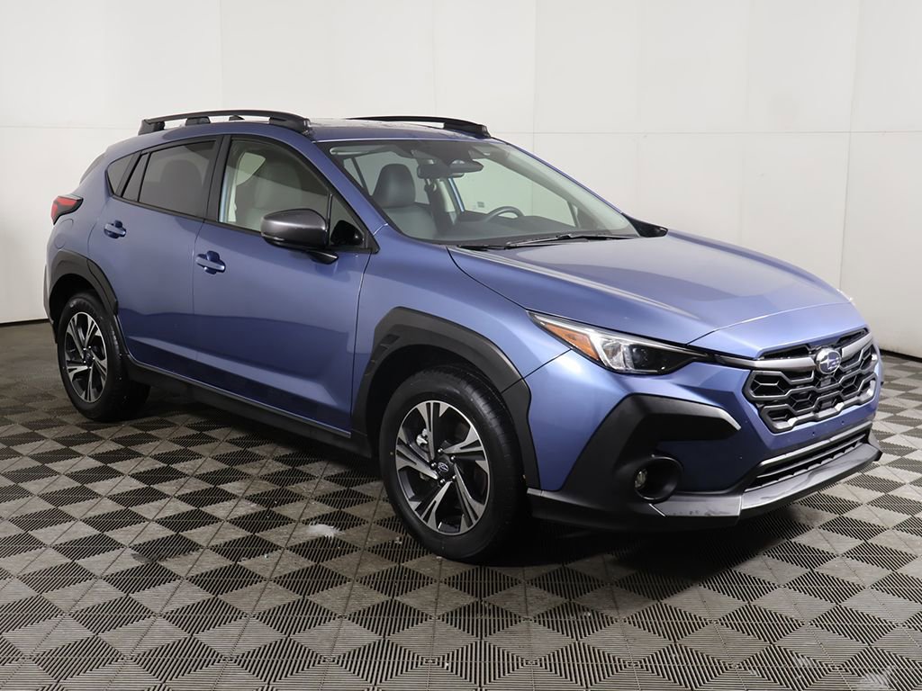 Used 2024 Subaru Crosstrek 2.0i Premium AWD/4WD image 2