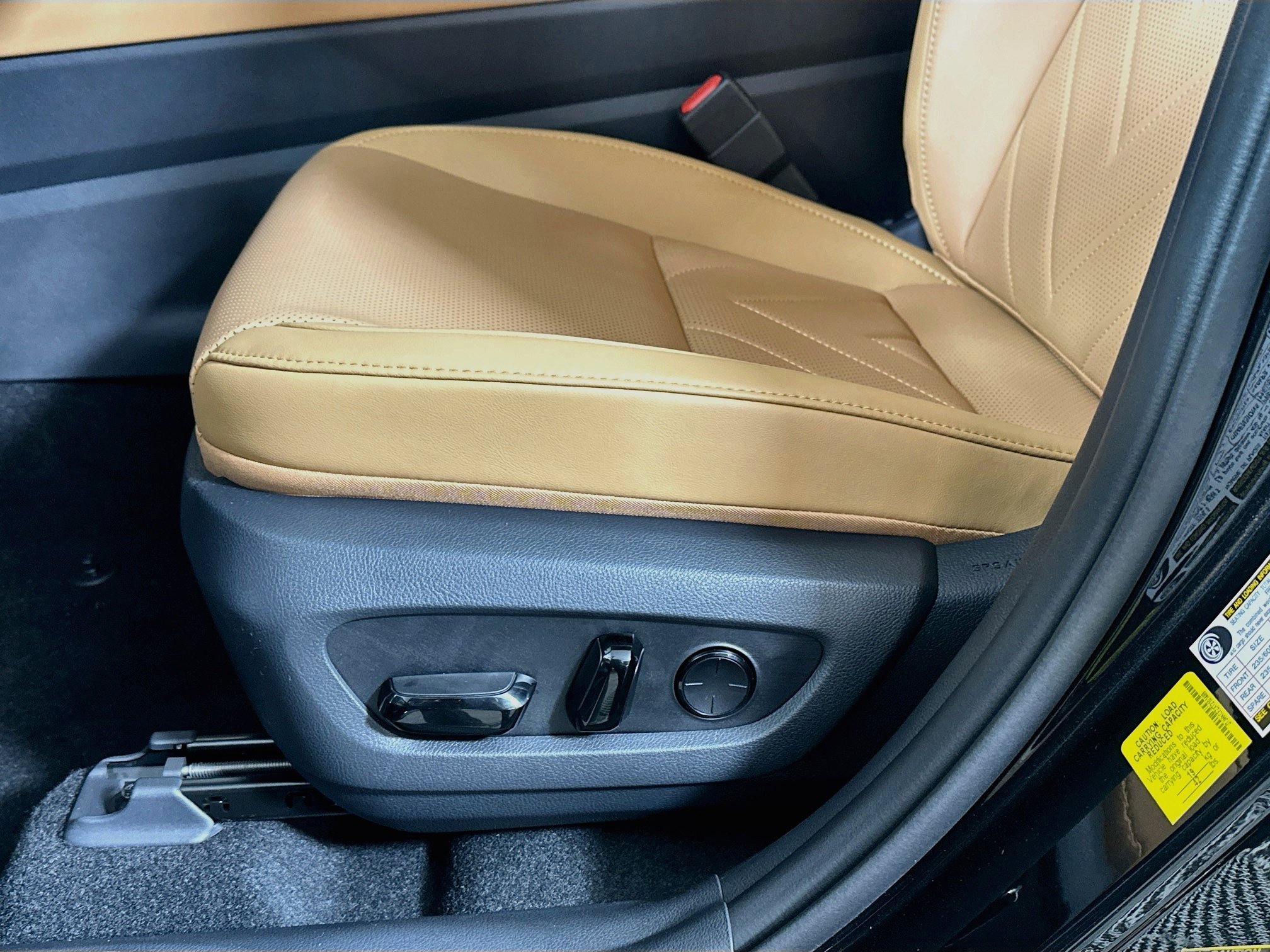 New 2026 Lexus NX 450h+ AWD w/ Accessory Package (2T) image 18