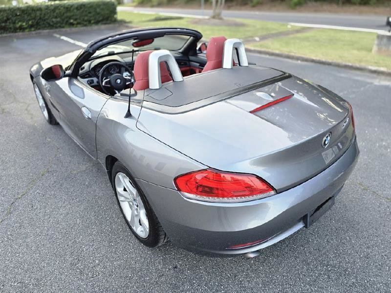 Used 2012 BMW Z4 sDrive35i image 8