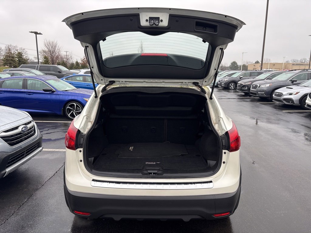 Used 2017 Nissan Rogue Sport SV image 7