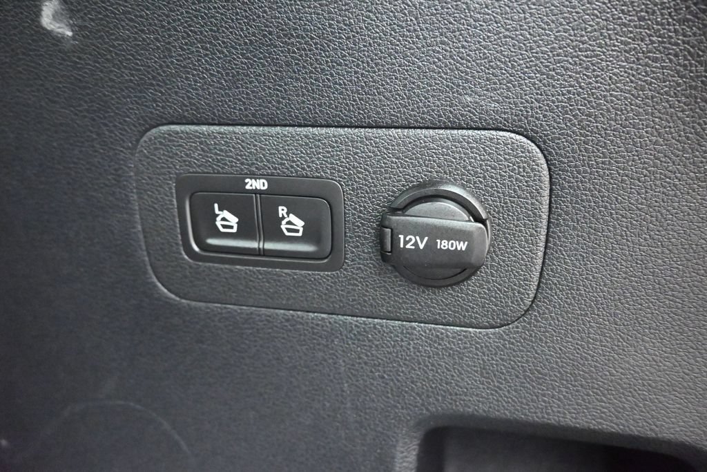 Used 2019 Hyundai Santa Fe Limited FWD image 31