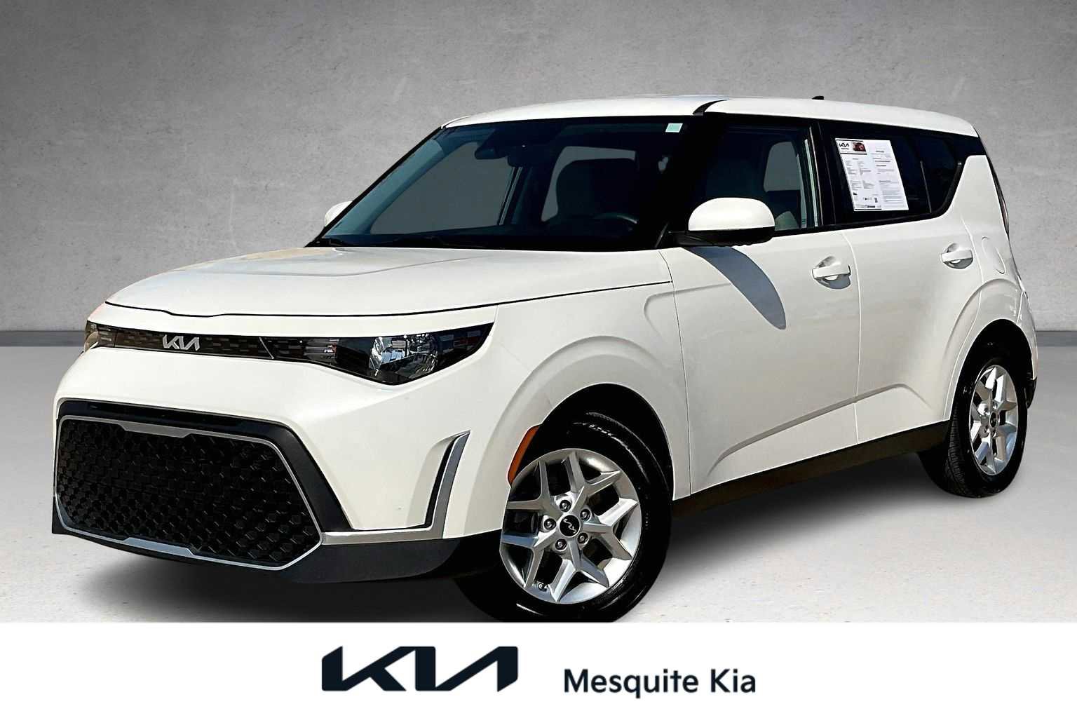 Certified 2023 Kia Soul LX w/ Option Group 015