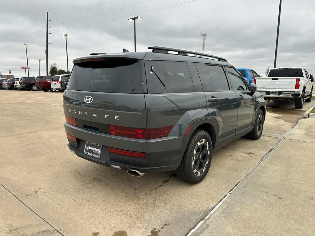 Used 2025 Hyundai Santa Fe SEL image 5