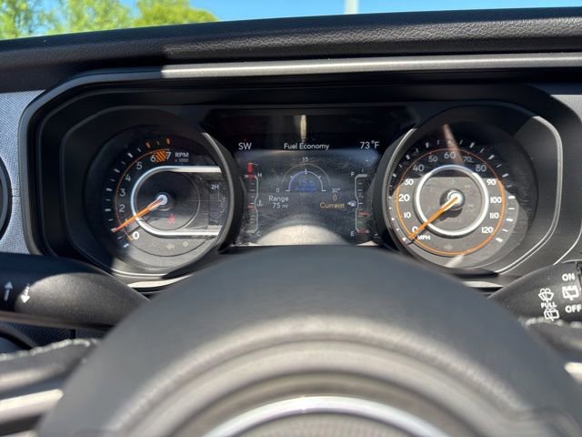 Used 2025 Jeep Wrangler Unlimited Sport AWD/4WD image 15