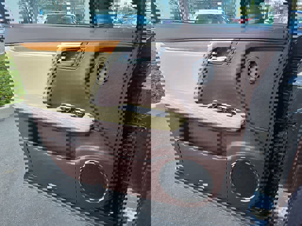 Used 2020 Lexus RX 350 AWD w/ Premium Package image 18