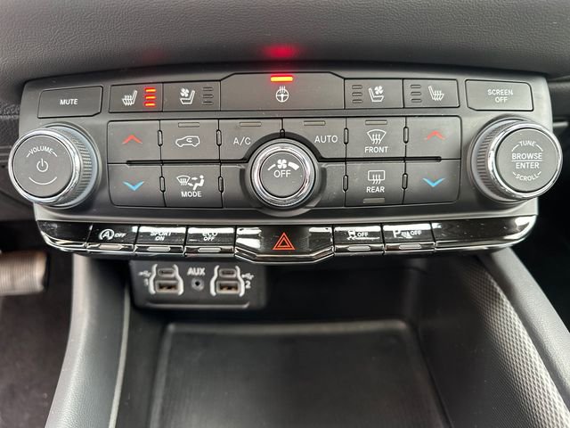 Certified 2024 Dodge Durango GT image 37