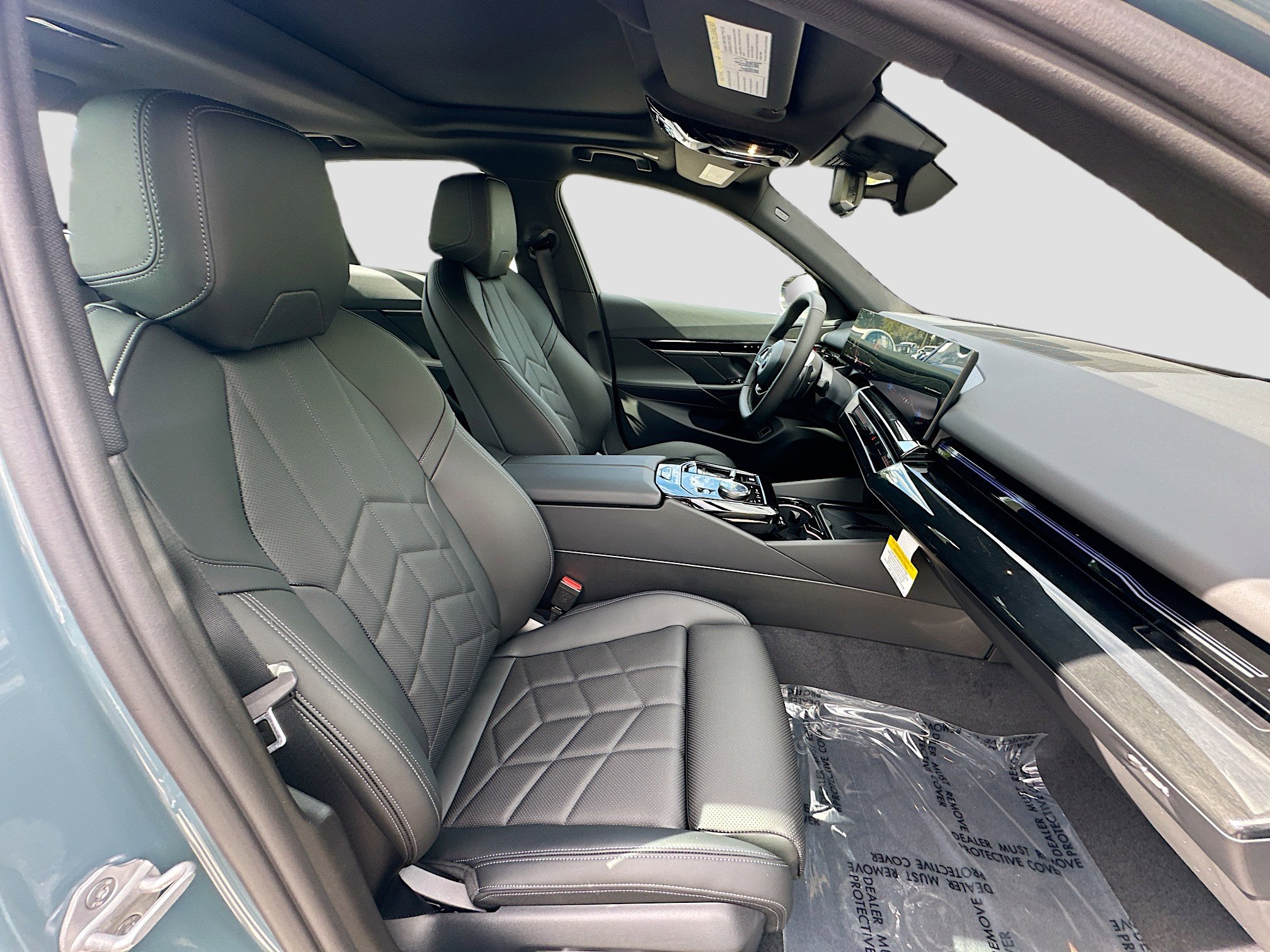 New 2026 BMW 530i 530i w/ Convenience Package image 23