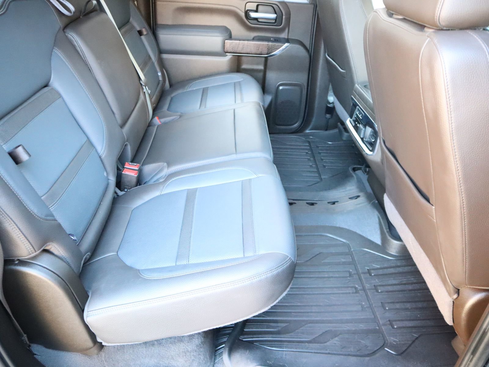 Used 2023 GMC Sierra 2500 Denali image 51