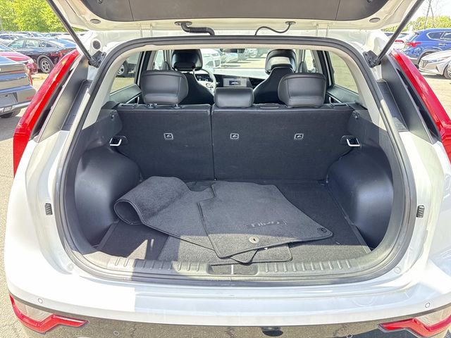 Used 2023 Kia Niro EX Touring FWD image 12