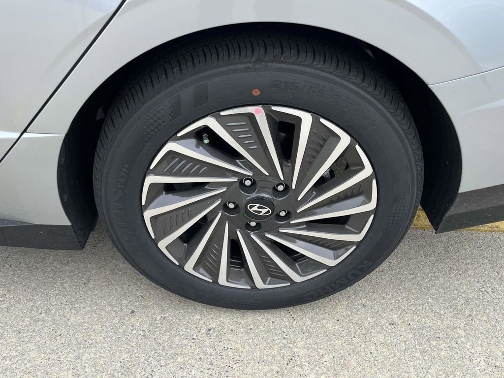 Used 2026 Hyundai Sonata SEL image 6