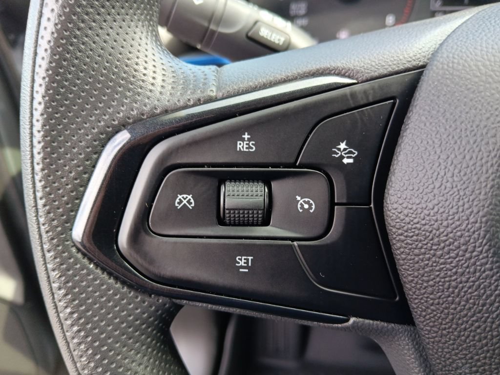 Used 2024 Chevrolet Trax LS w/ Driver Confidence Package FWD image 15