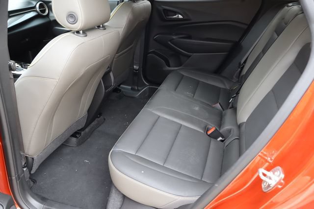 Used 2024 Chevrolet Trax ACTIV w/ Sunroof Package FWD image 6