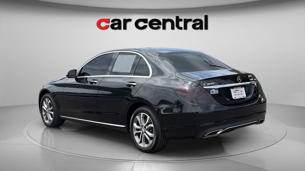 Used 2016 Mercedes-Benz C 300 4MATIC Sedan image 3
