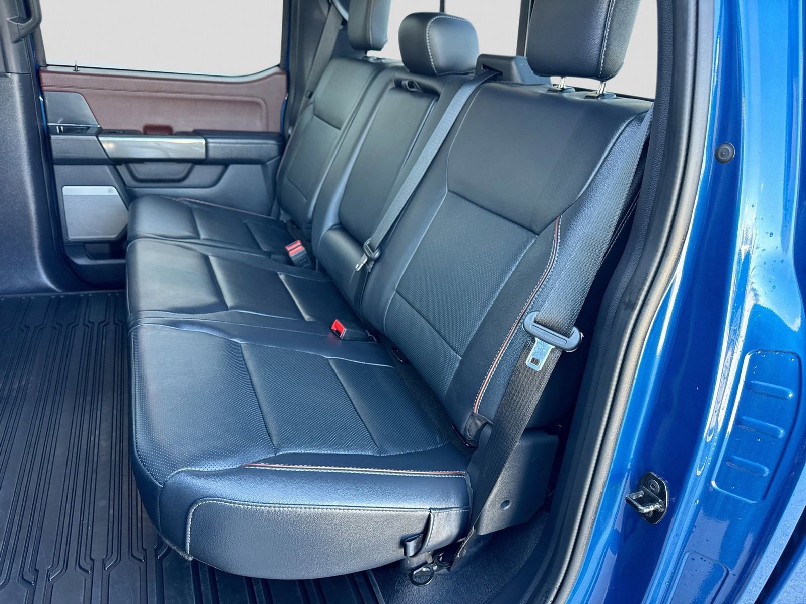Used 2023 Ford F150 Lariat w/ Equipment Group 502A High AWD/4WD image 19