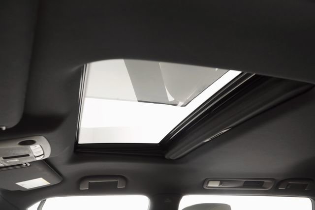 Used 2024 INFINITI QX80 Sensory image 23