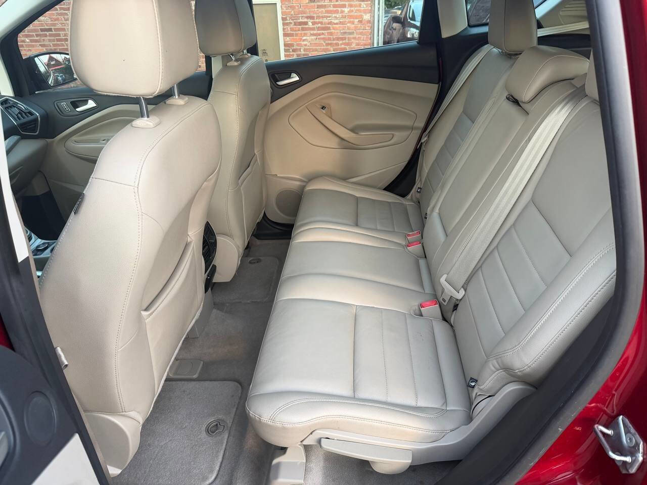 Used 2013 Ford C-MAX SEL FWD image 13