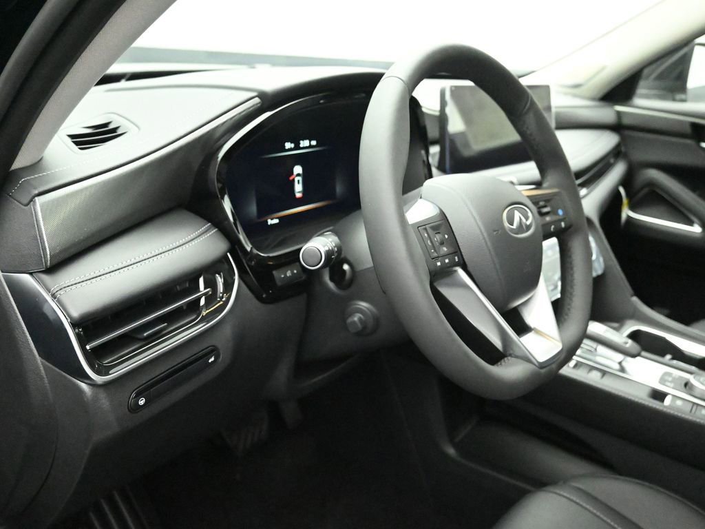 Certified 2025 INFINITI QX60 Luxe image 21
