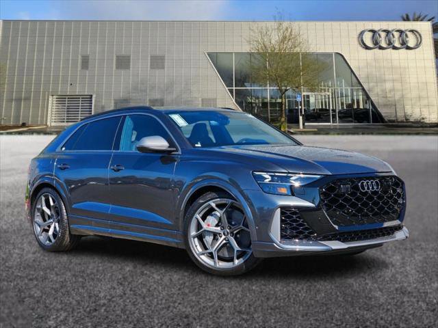 New 2025 Audi RS Q8 performance