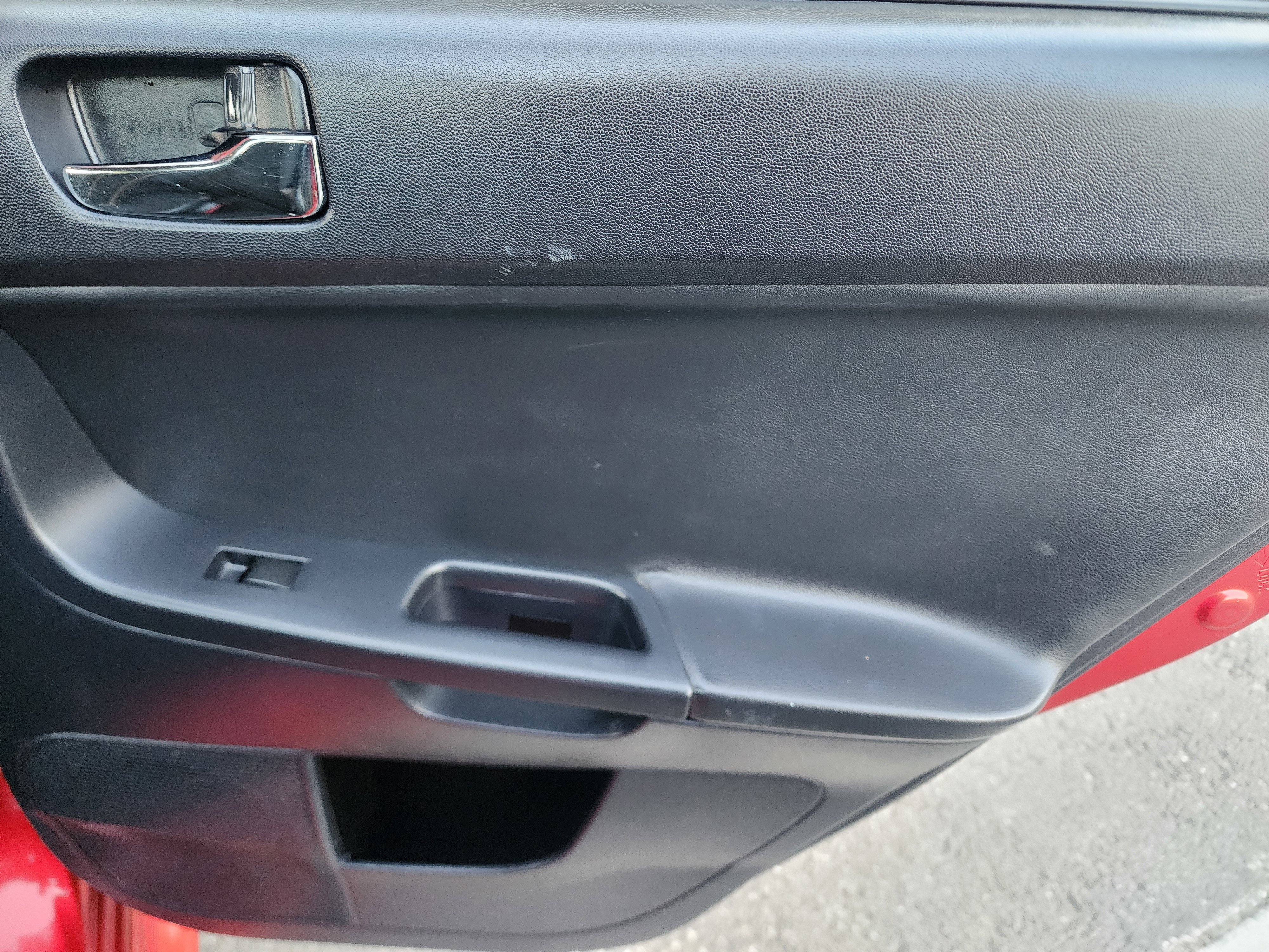 Used 2017 Mitsubishi Lancer ES FWD image 15