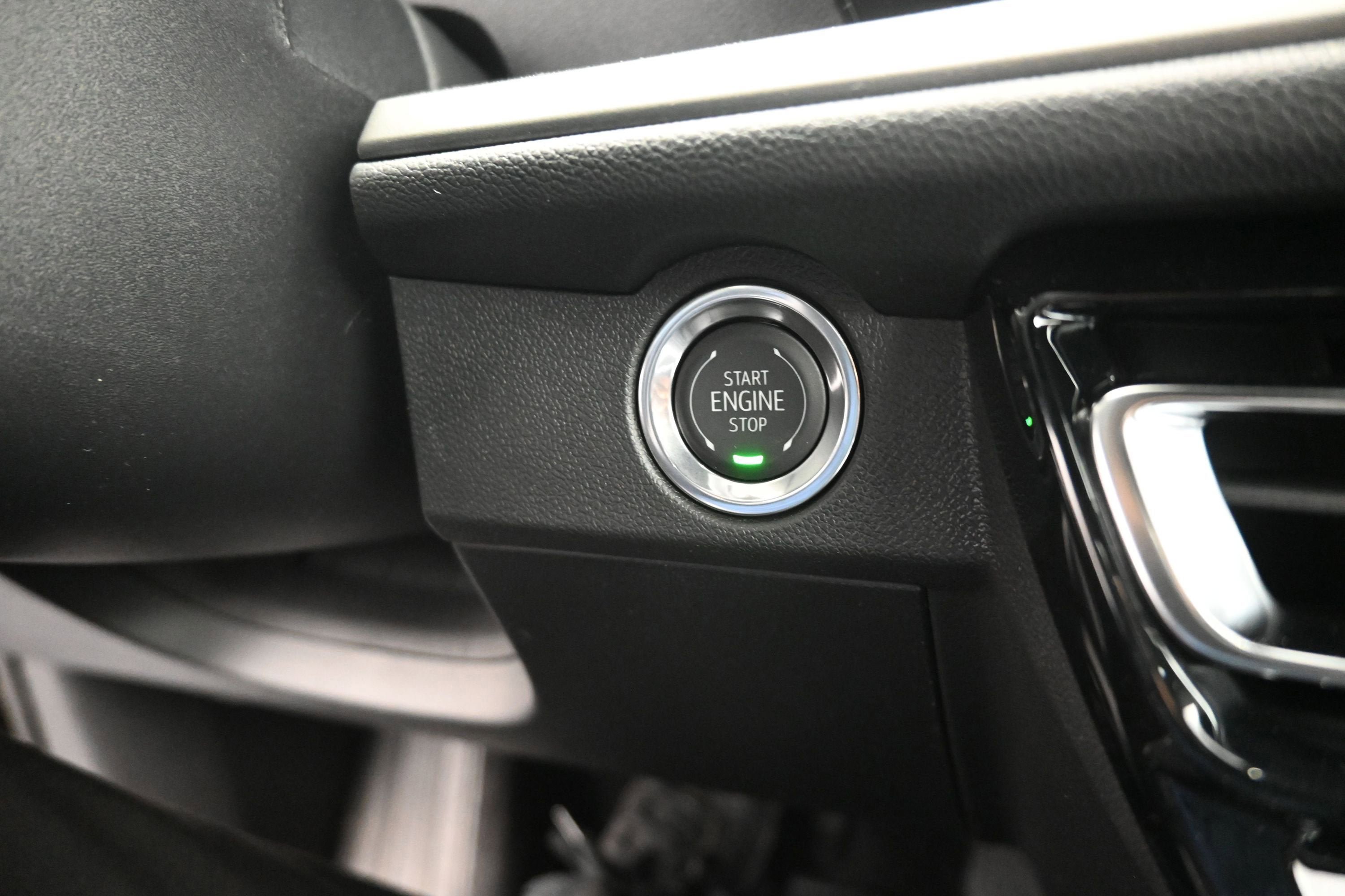 New 2026 Chevrolet Traverse LT FWD image 18