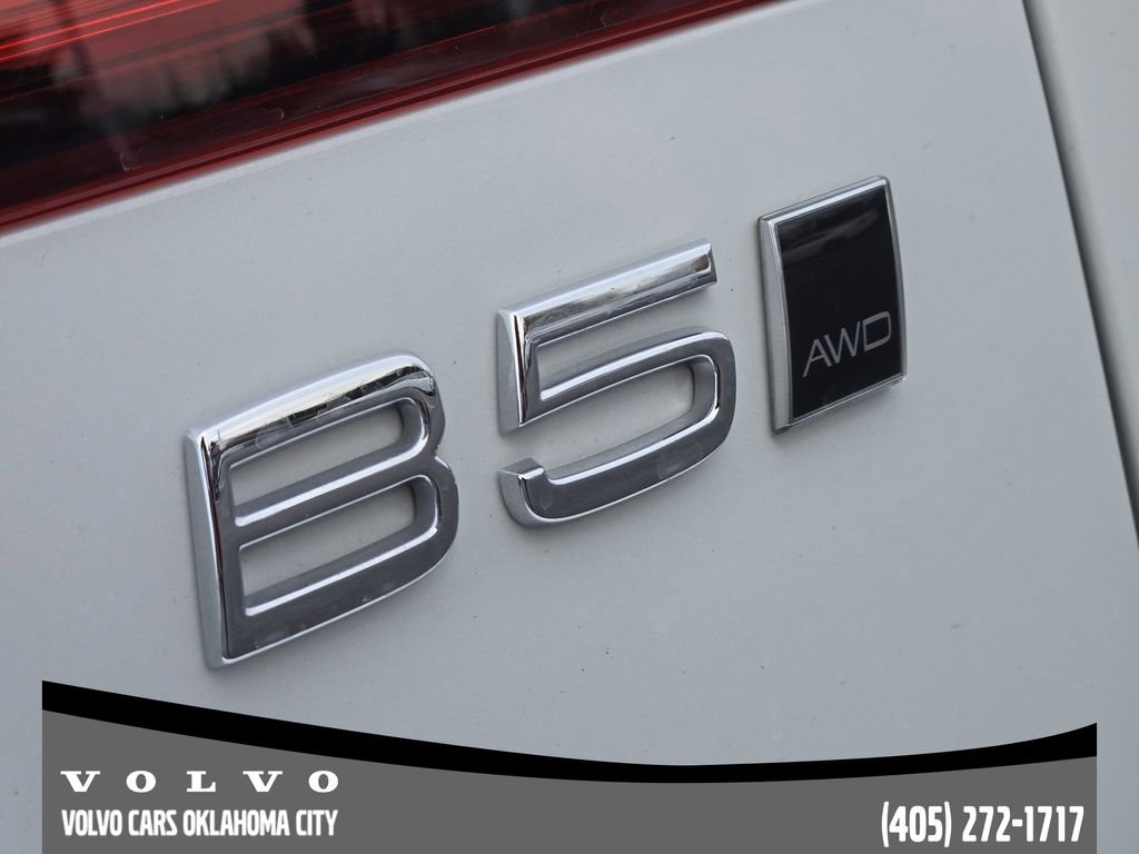 Certified 2025 Volvo V60 B5 Cross Country Plus image 9