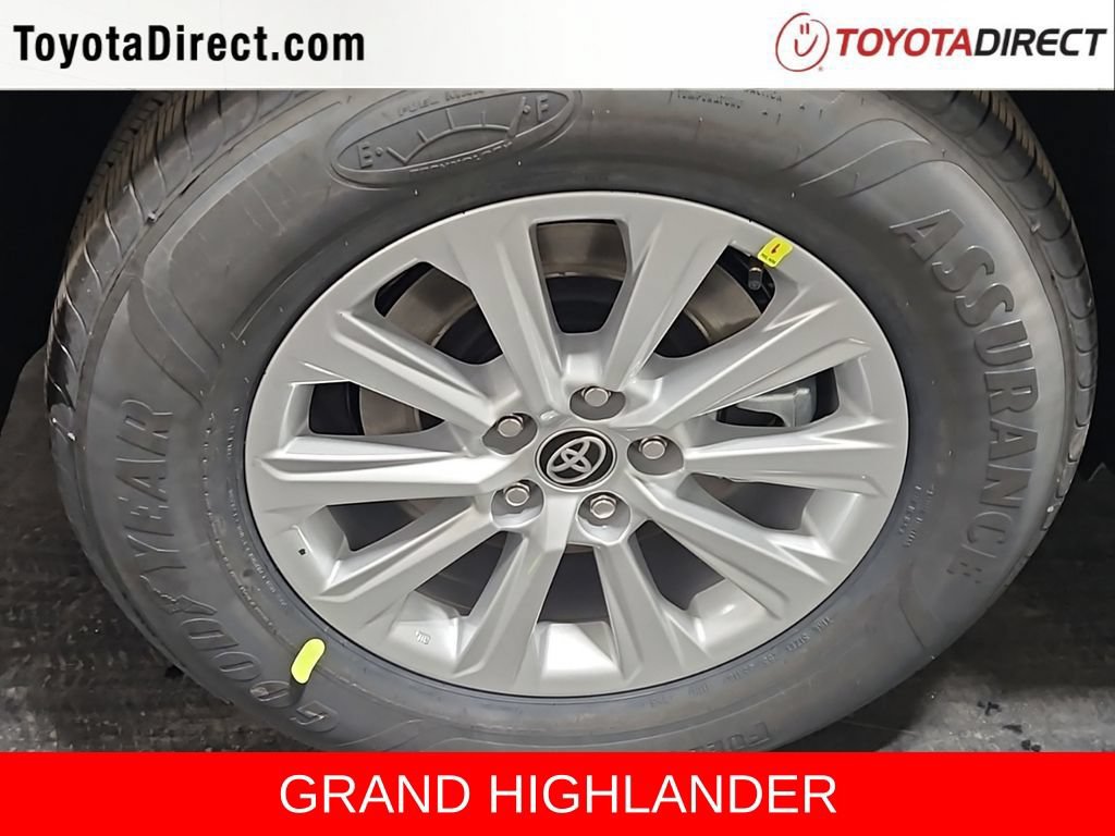 New 2026 Toyota Grand Highlander AWD image 9