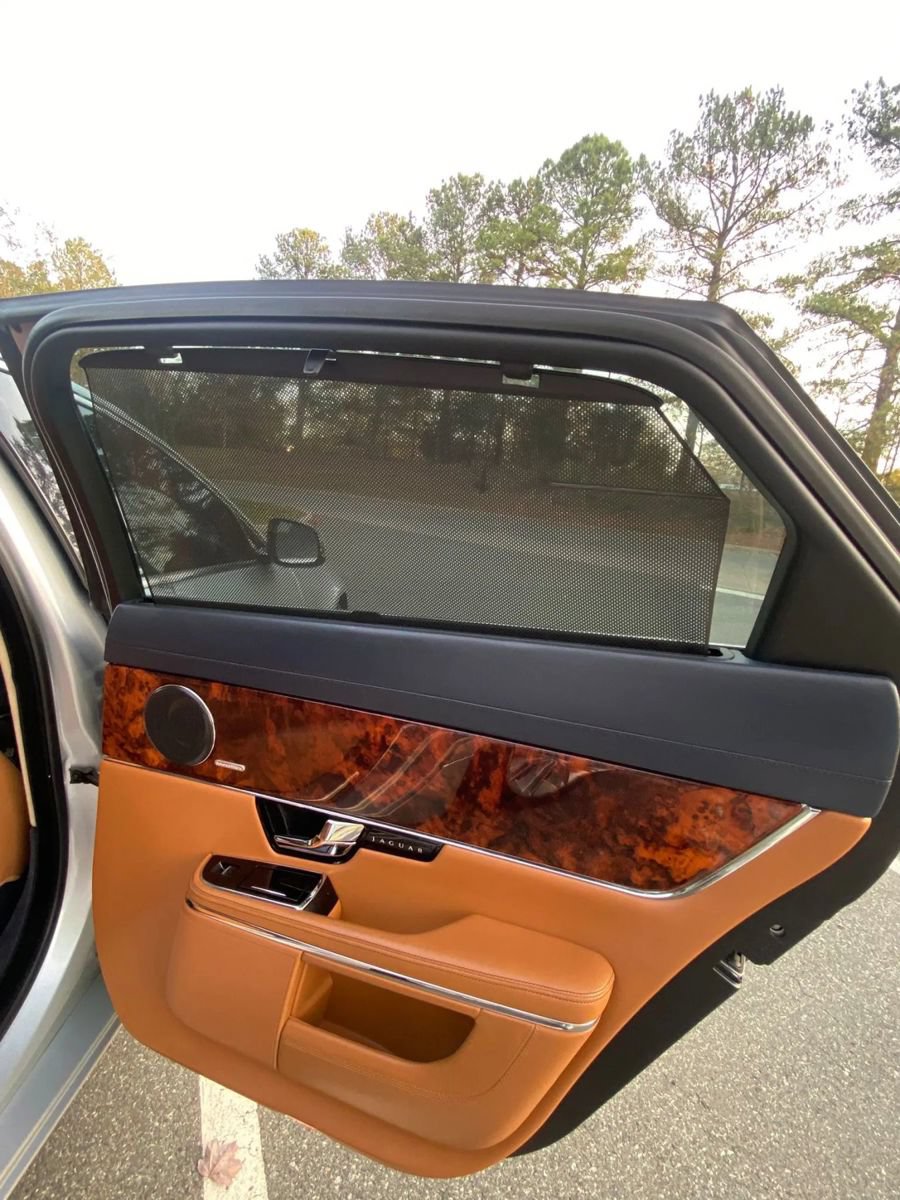 Used 2011 Jaguar XJ L Supercharged RWD image 17