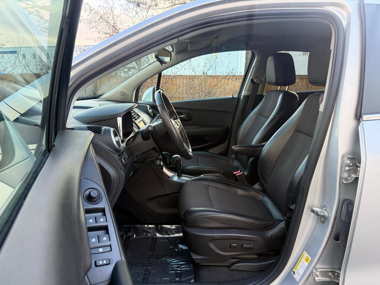 Used 2016 Chevrolet Trax LT w/ LT Convenience Package image 7