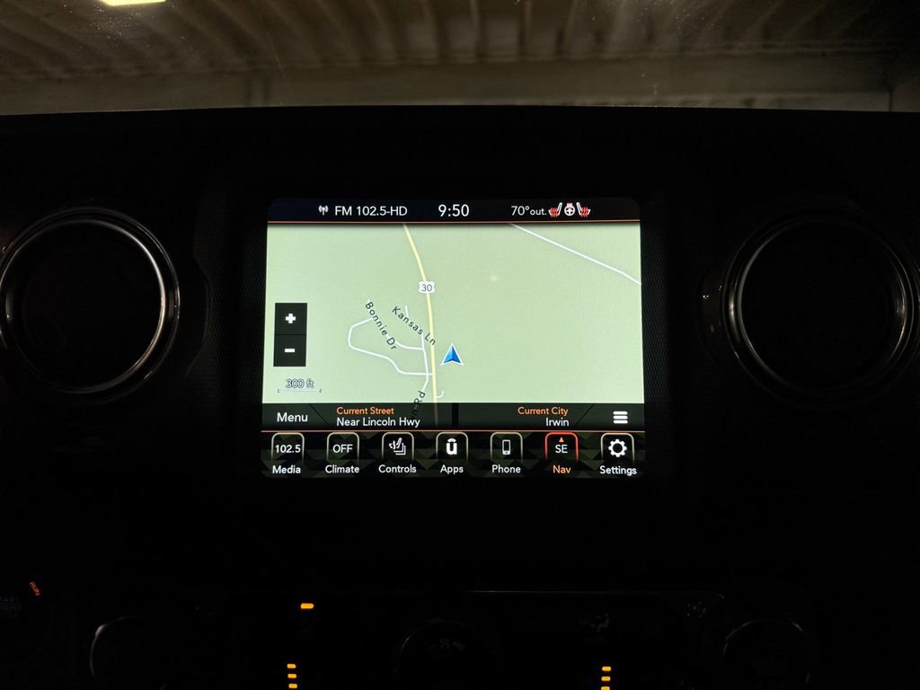 Used 2021 Jeep Wrangler Unlimited Sahara AWD/4WD image 19