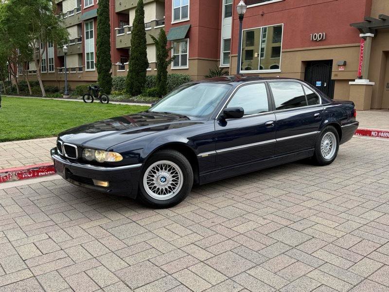 Used 2001 BMW 740iL RWD image 2