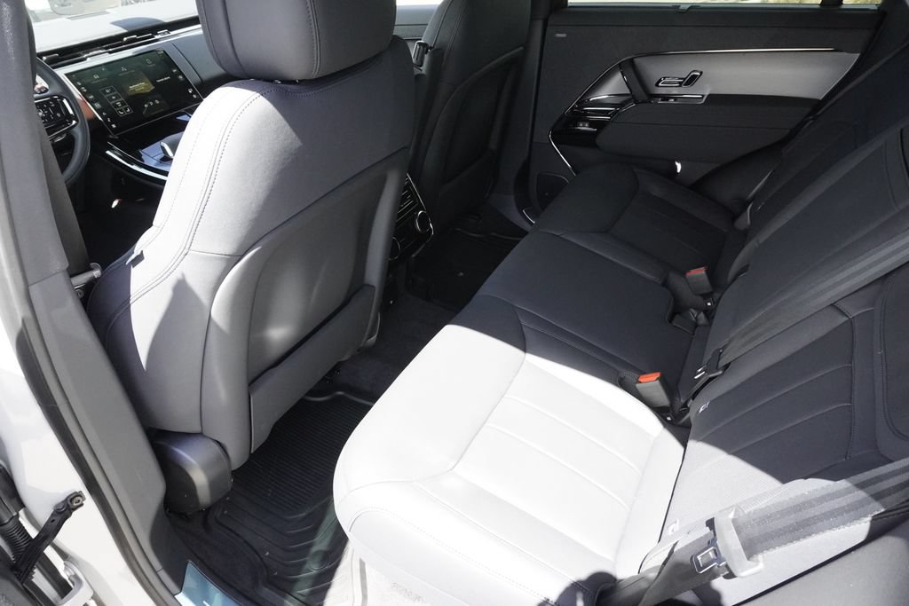 New 2026 Land Rover Range Rover Sport Dynamic SE AWD/4WD image 29