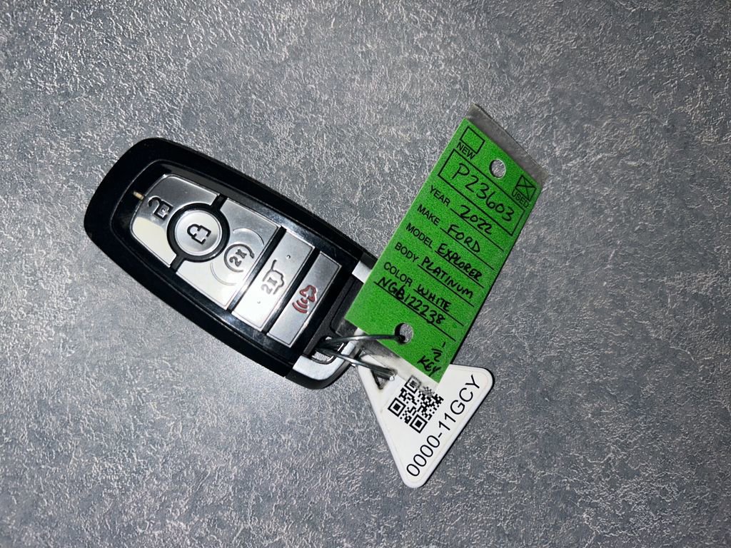 Used 2022 Ford Explorer Platinum w/ Equipment Group 601A image 23